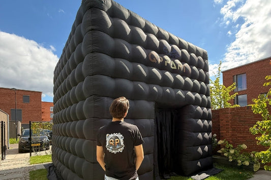 OPBLAASBARE FEESTTENT VOOR ELK EVENEMENT