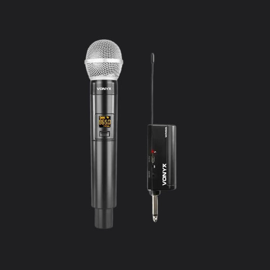 Zwarte draadloze microfoon met compacte ontvanger voor karaoke, speeches en presentaties.